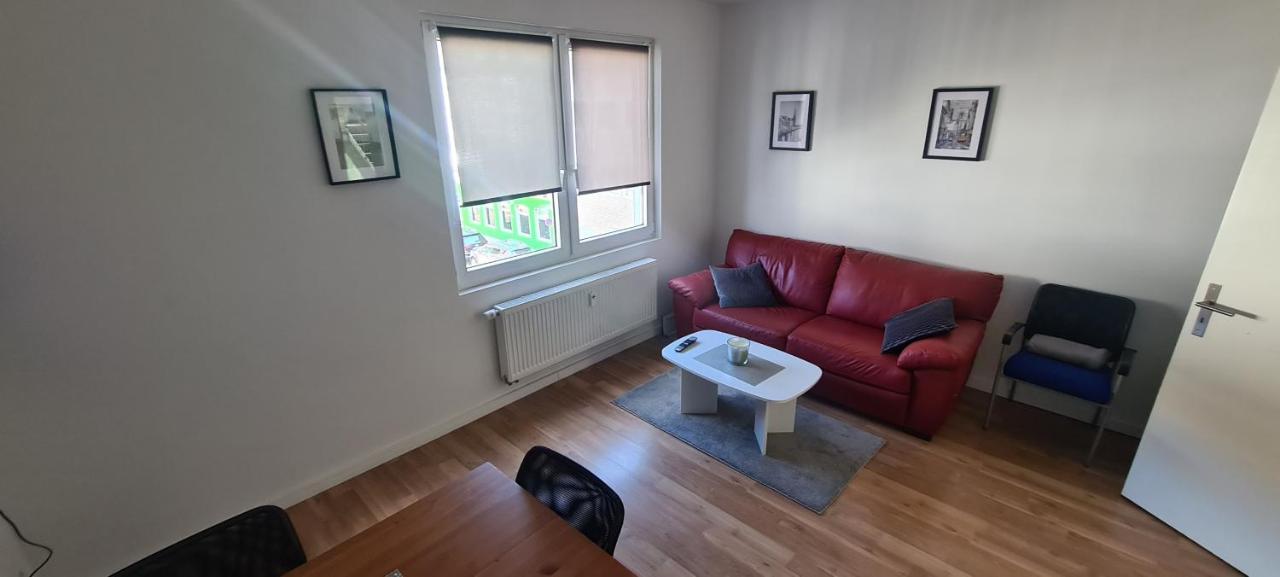 Schoene 2 Zimmer Apartment In Krefeld City, Monteur Wohnung Netflix & Prime Eksteriør bilde